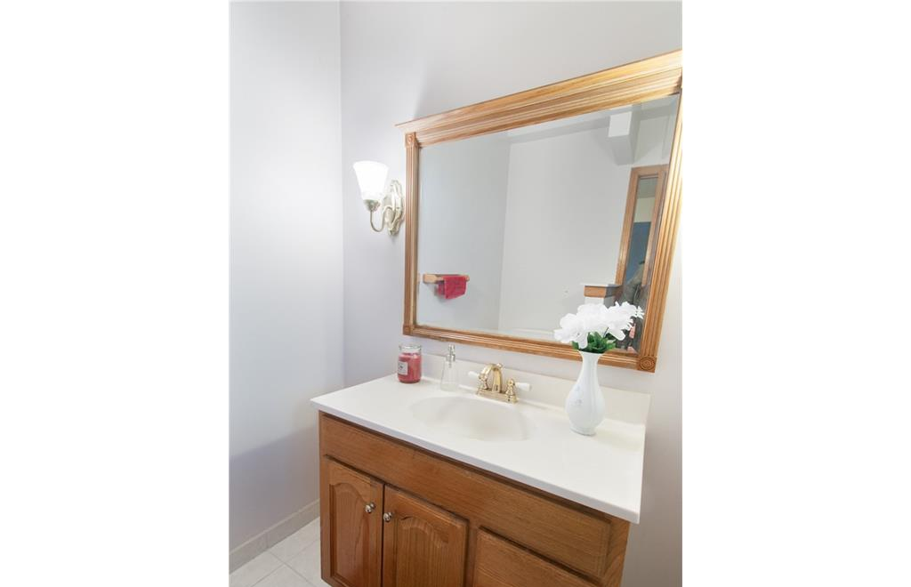 36538 Saxony Rd, Farmington Homes for sale